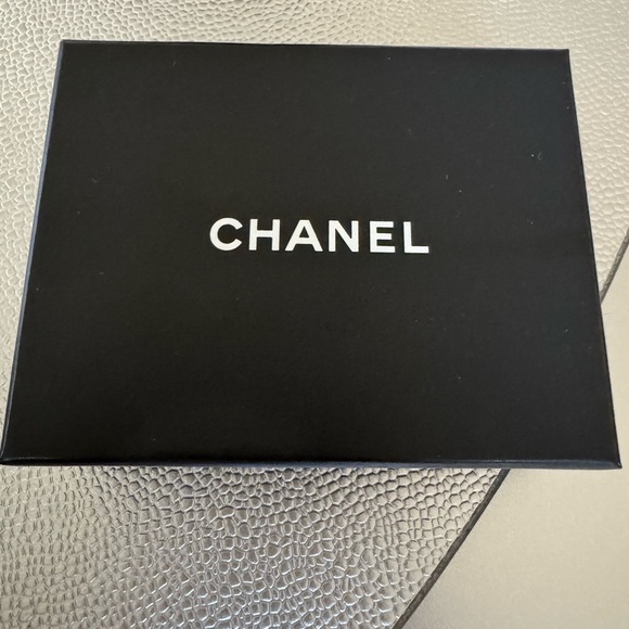 CHANEL Brooch Excellent condition - Picture 6 of 6